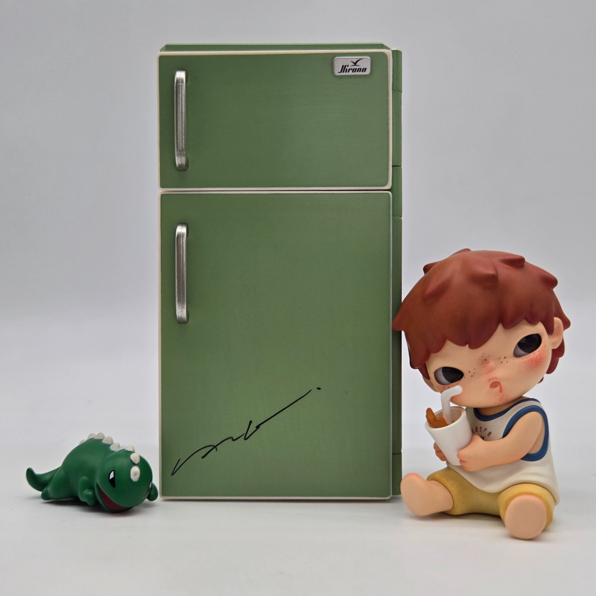 POPMART Hirono Orange Soda PTS Exclusive – Artist Signed (Refrigerator) Hirono Lang Signed Limited Edition GREI Certificate GRA000163087954