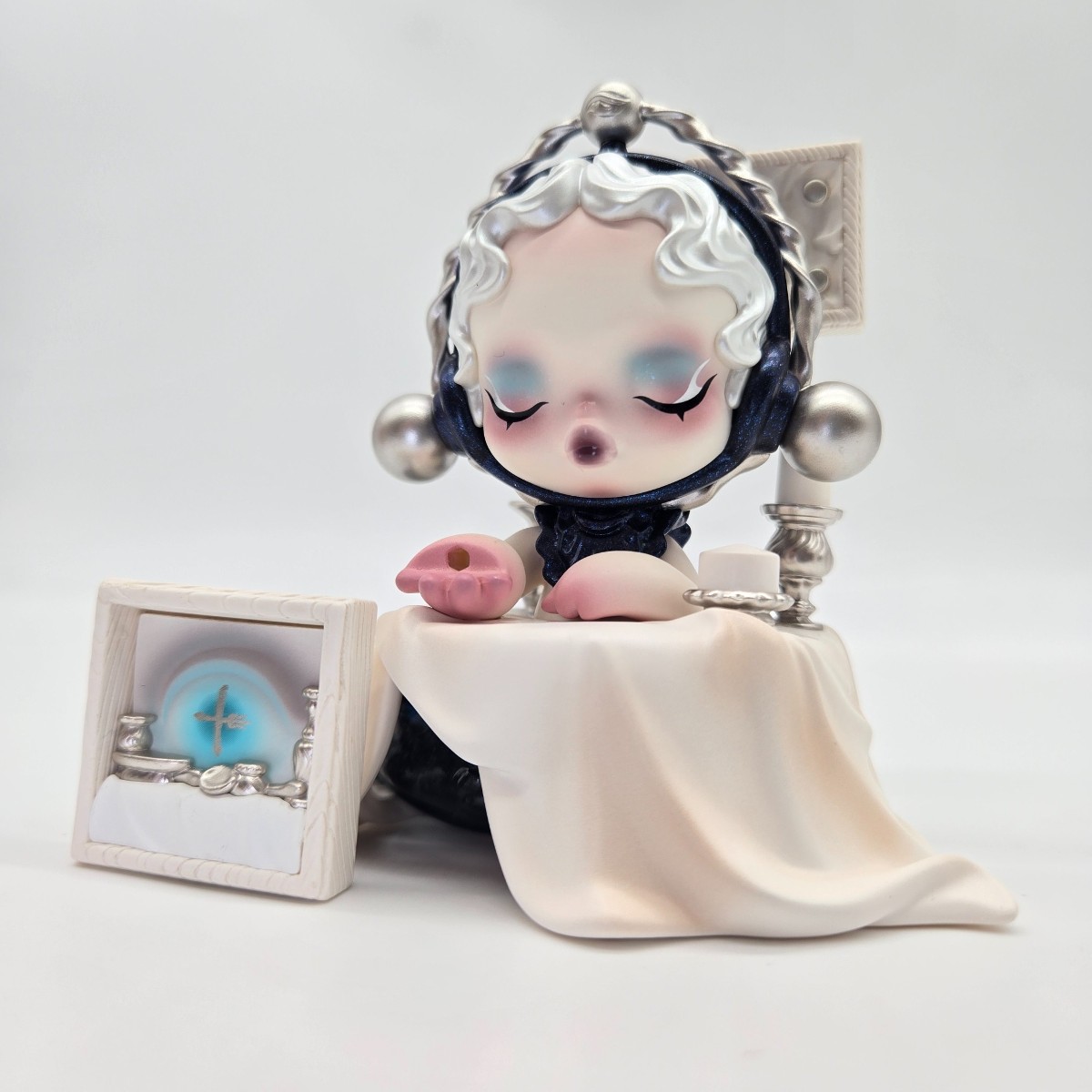 POP MART SKULLPANDA Fine Dining Secret Chase The Feast Begins Series Figure SKULLPANDA Fine Dining Xiong Miao GREI Certificate GRA000345419012