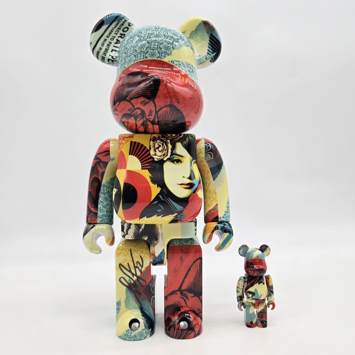 MEDICOM TOY BE@RBRICK x OBEY Shepard Fairey 100% & 400% Signed Figure Set BE@RBRICK 100% & 400% Shepard Fairey Signed Limited Edition GREI Certificate GRA000176955514