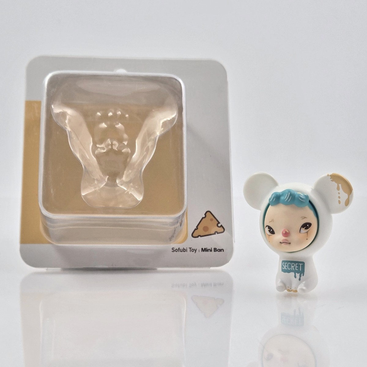 SOOYA Mini Ban Cheese Mouse Secret Chase Sofubi Figure