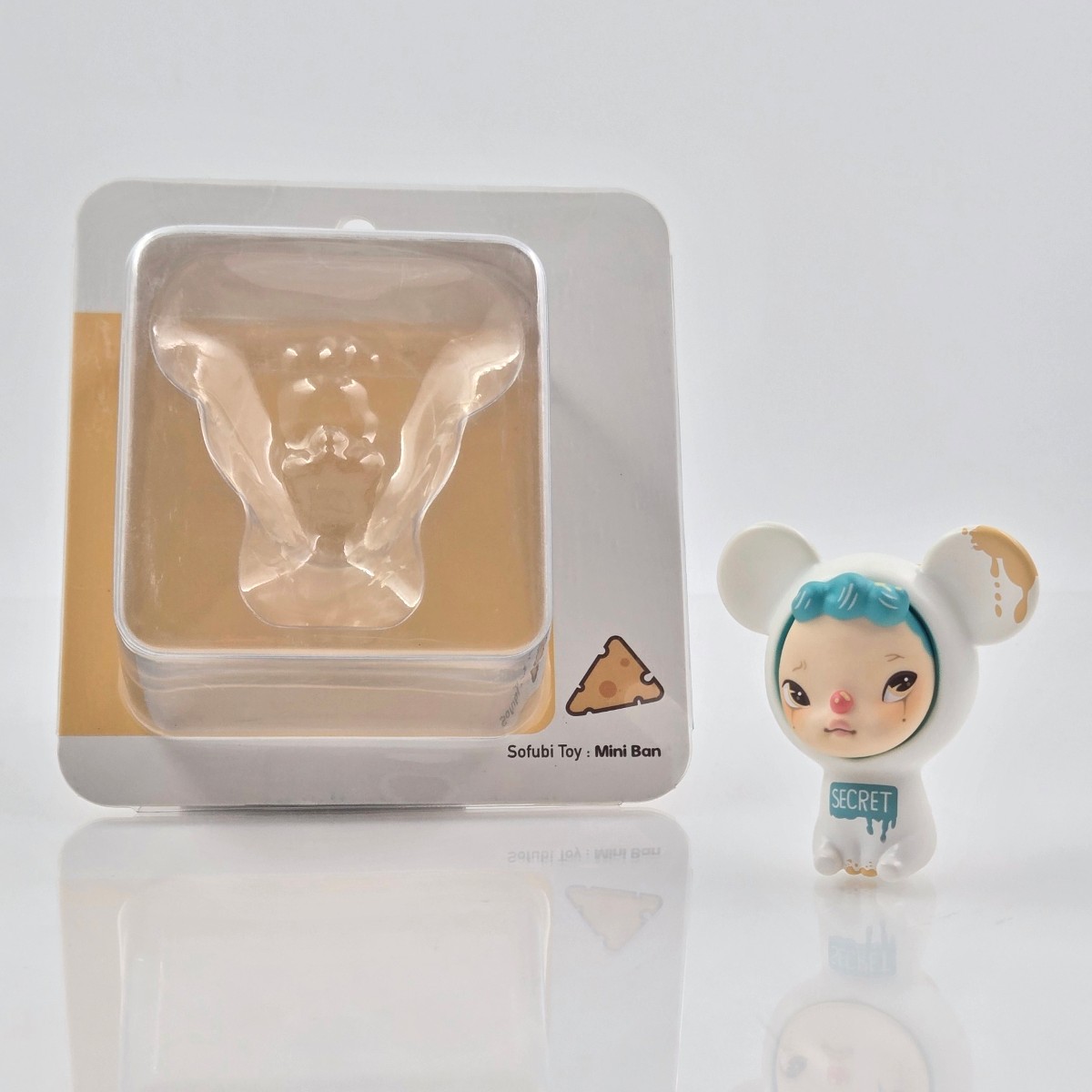 SOOYA Mini Ban Cheese Mouse Secret Chase Sofubi Figure